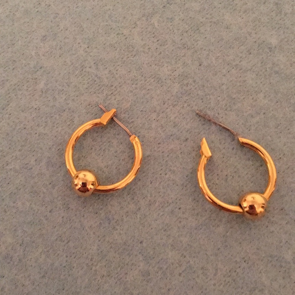 Gold earrings